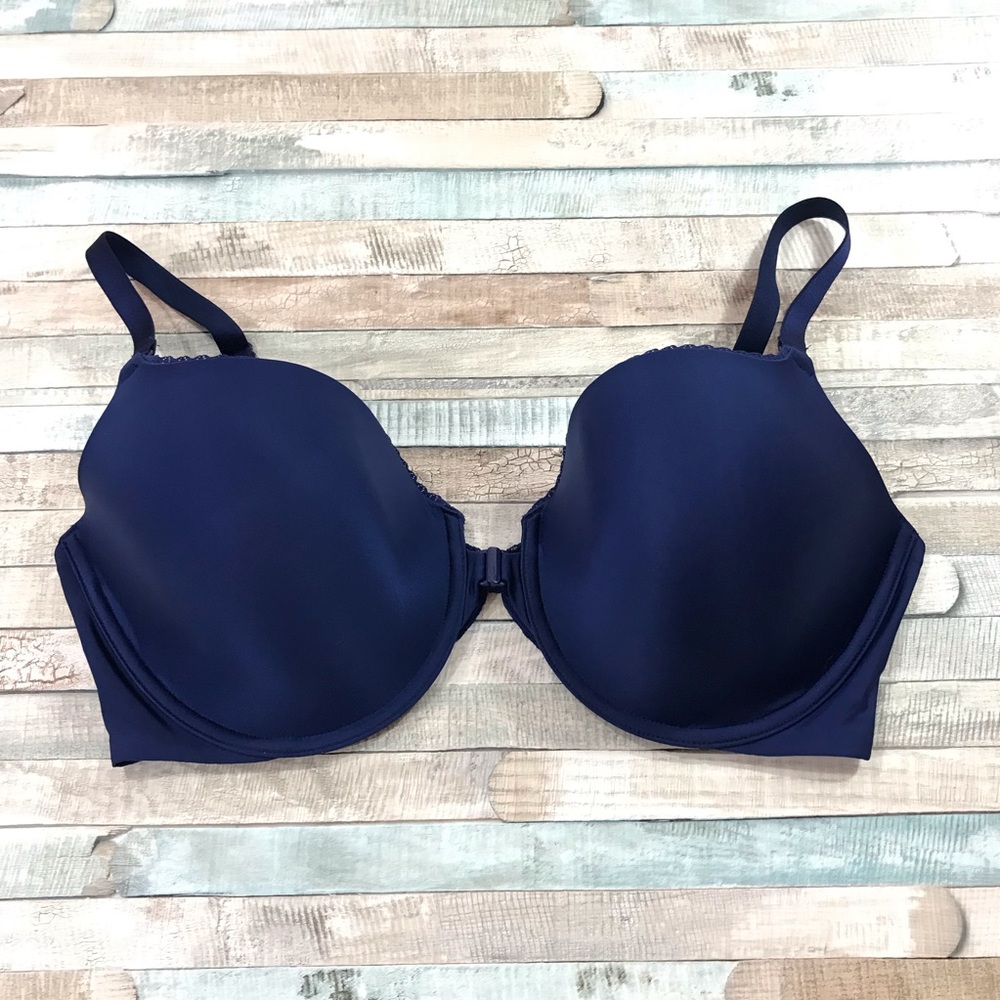NWT Victoria’s Secret Front Clasp Demi Bra 38DD